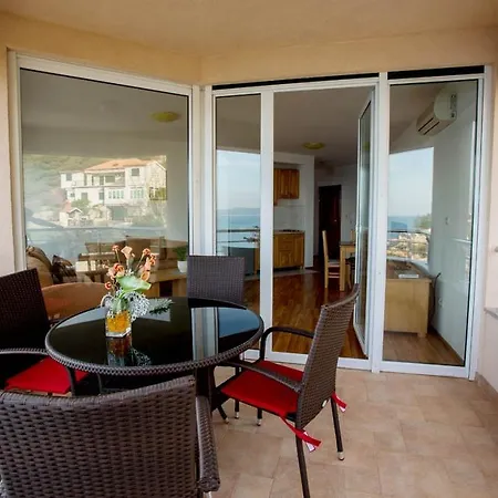 Apartament Apartment Mimice *