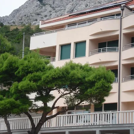 Apartament Apartment Mimice *