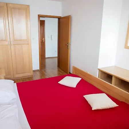 Apartament Apartment Mimice *